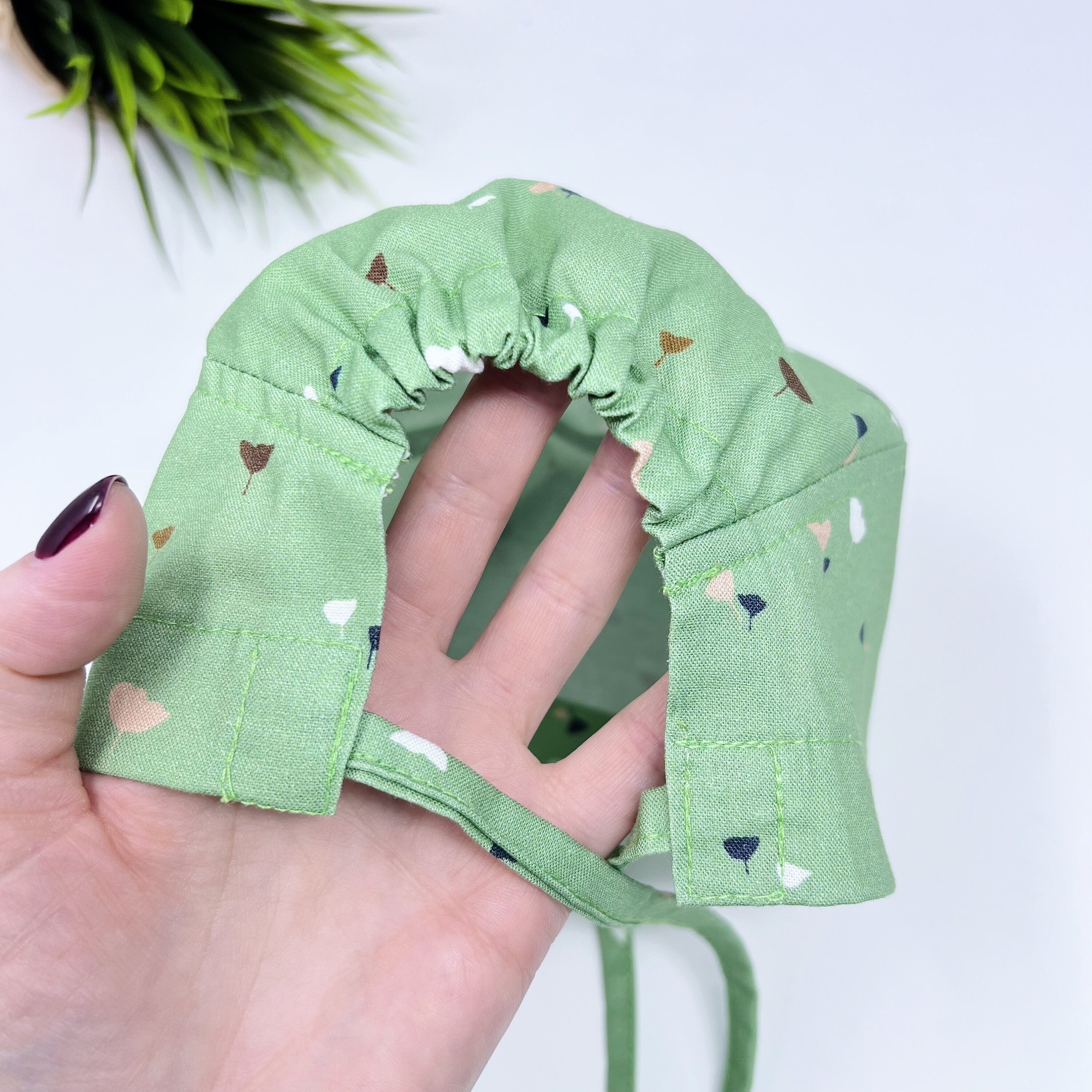 Ginko Skull tie-back style surgical scrub cap for men by Paradise Caps.