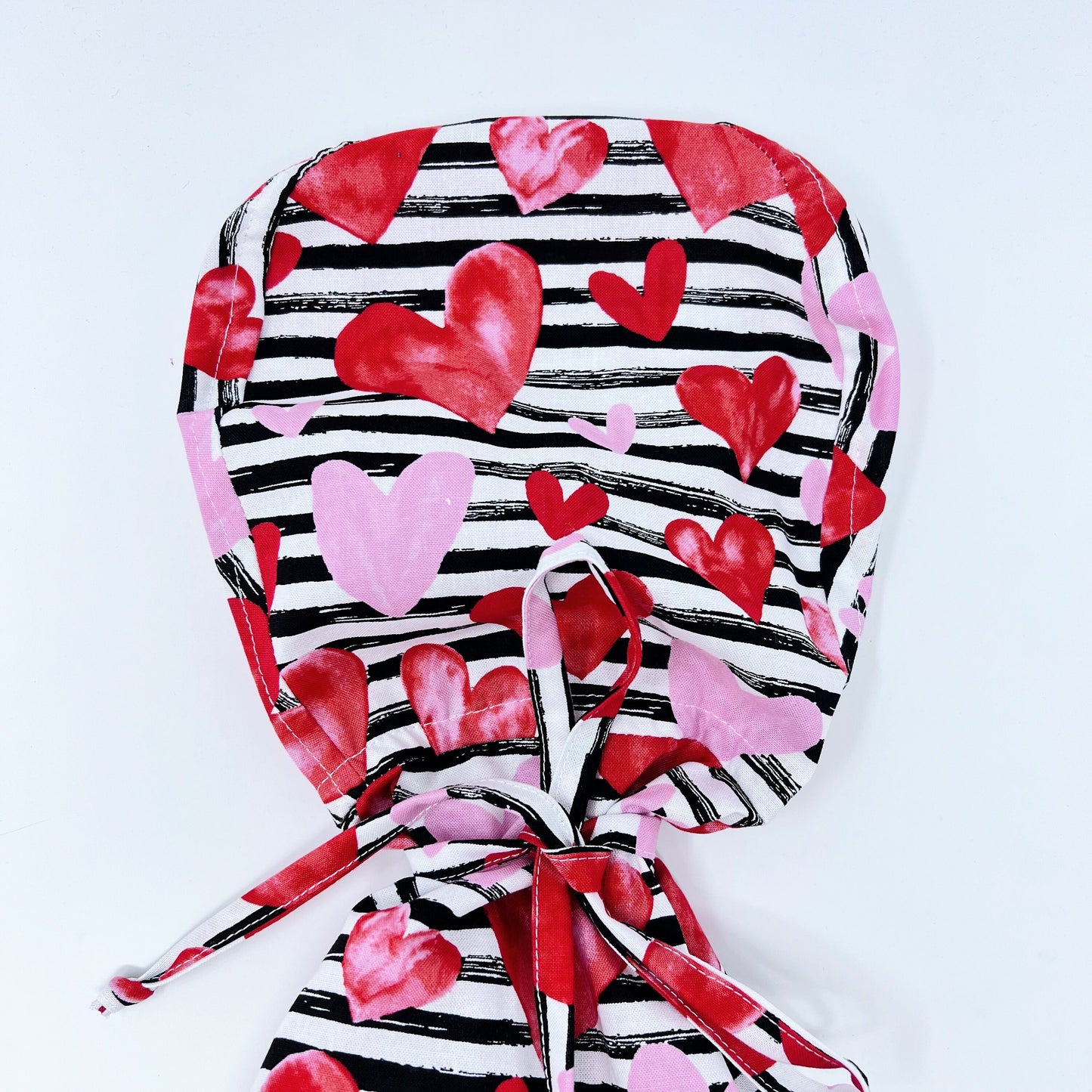 Valentine's day Ponytail scrub cap, Hearts surgical cap women. Surgical cap with ponytail, Scrub caps for women, Cap with buttons.