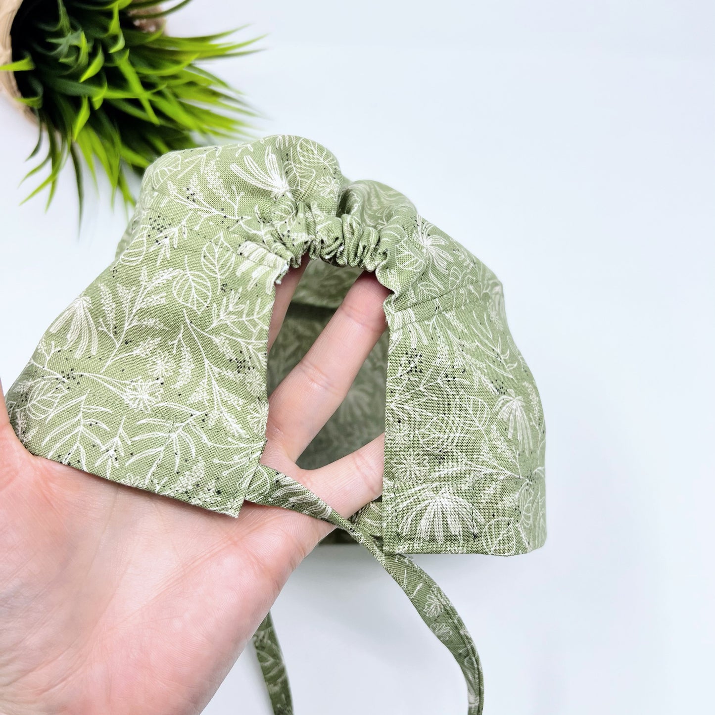 Green Floral regular surgical cap. Scrub caps for women and men.